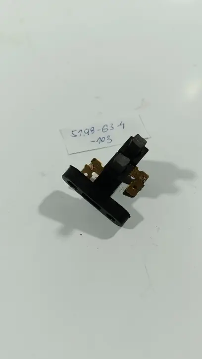 58777-51_98-g3-4-103