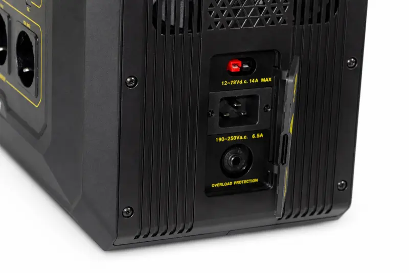 Nabíjecí stanice PRO | 1024 Wh | 2000 W |