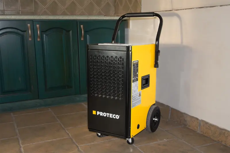 Vysoušeč zdiva PROTECO | 50 l / den | 725 W