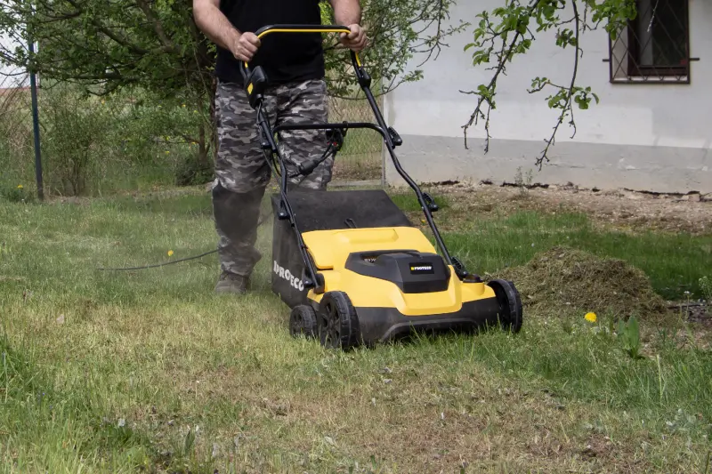 Elektrický vertikutátor 4v1 PREMIUM | 1600 W