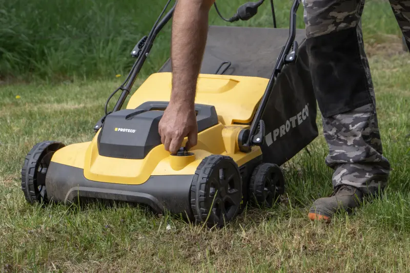 Elektrický vertikutátor 4v1 PREMIUM | 1600 W