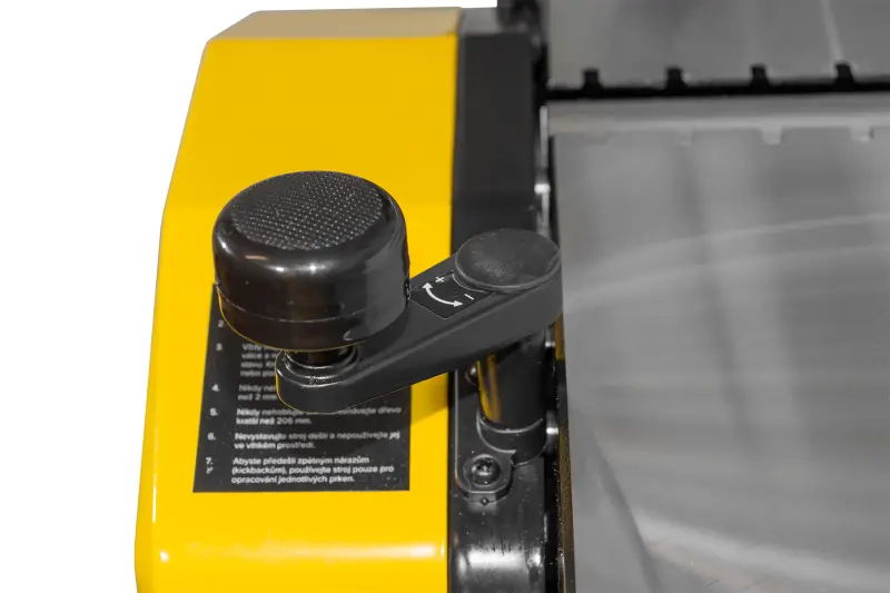 Hoblovka s protahem PROFI | 1250 W | 204 mm